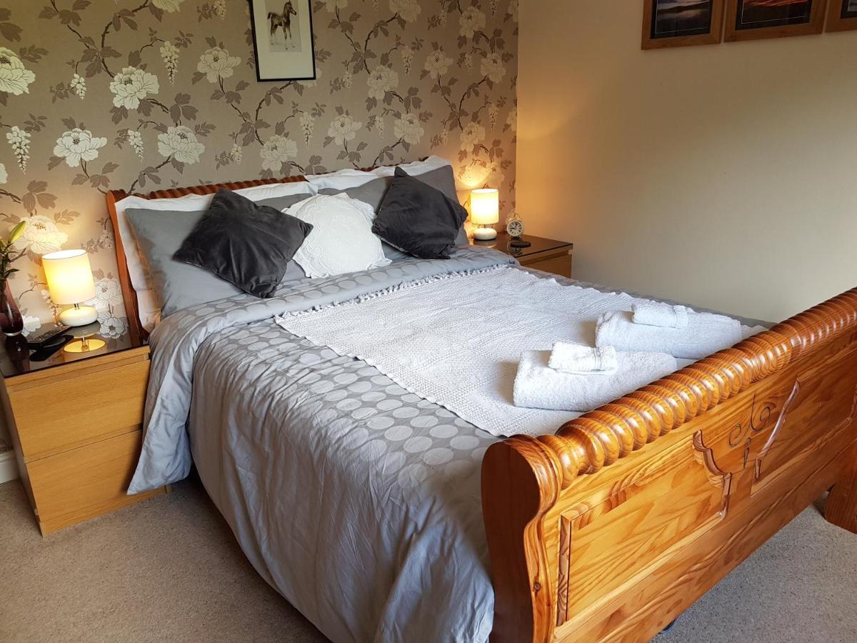 Lilyoak B&B & Self Catering Apartment Insch Exteriör bild